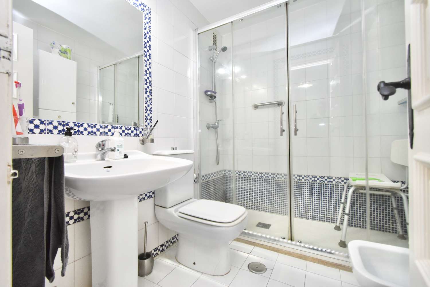 Exclusivo piso en venta en Urbanización Pueblo Castillo, Fuengirola