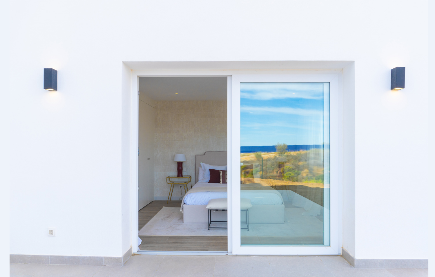 La nueva residencia sigue creciendo, Casares