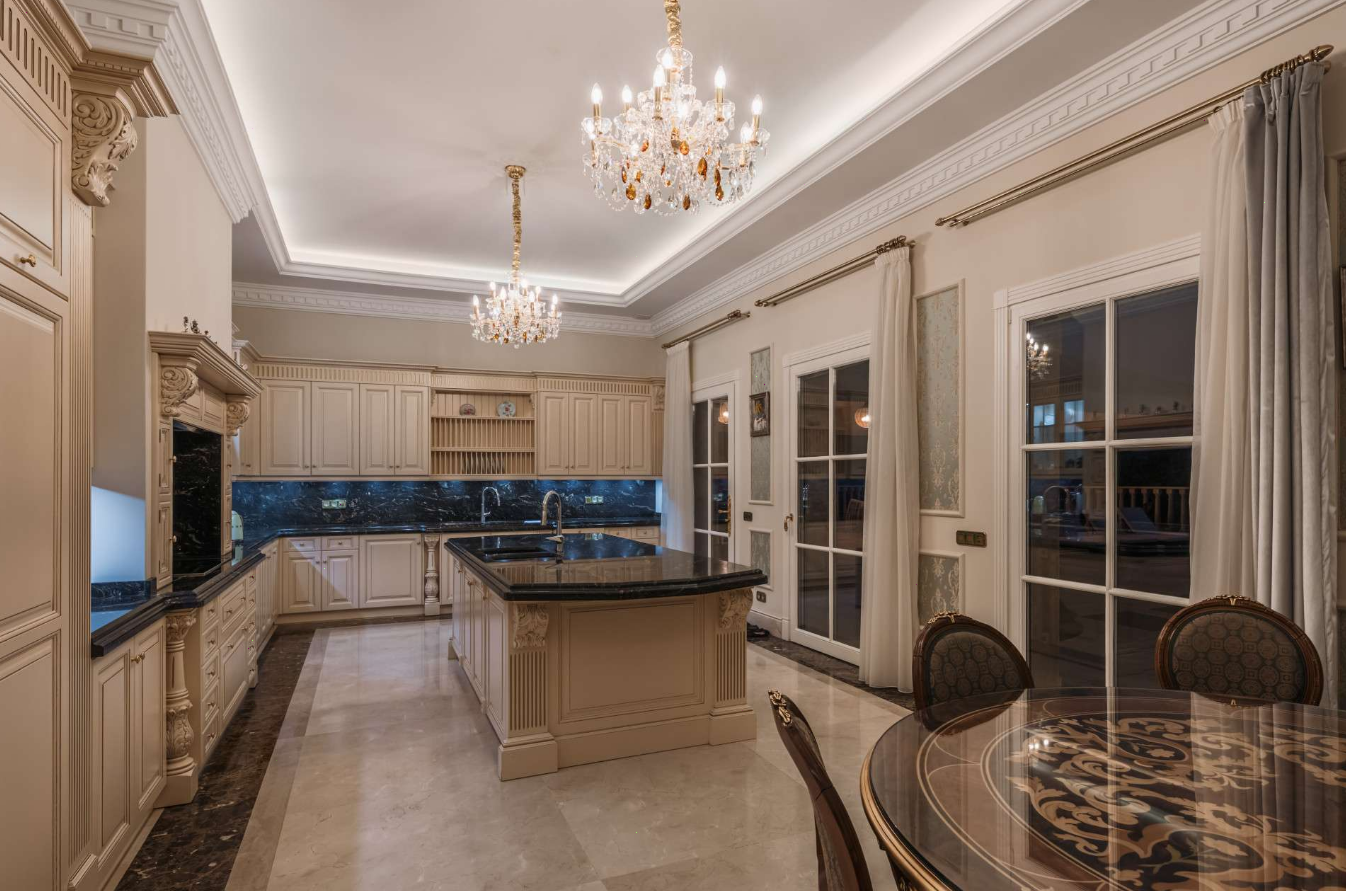 Excepcional villa de lujo en Sierra Blanca, Marbella