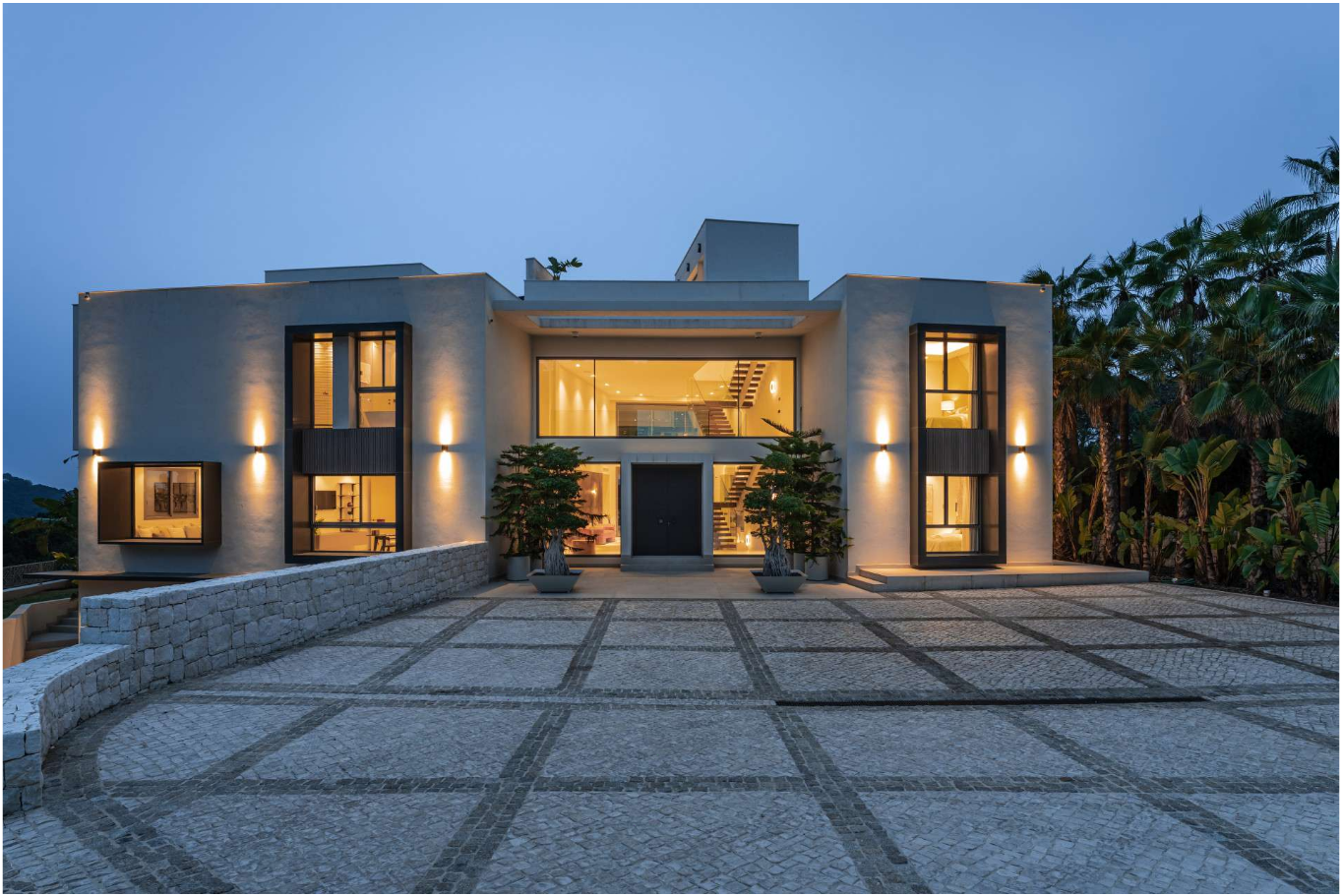 Exclusiva villa moderna con vistas panorámicas en Benahavís