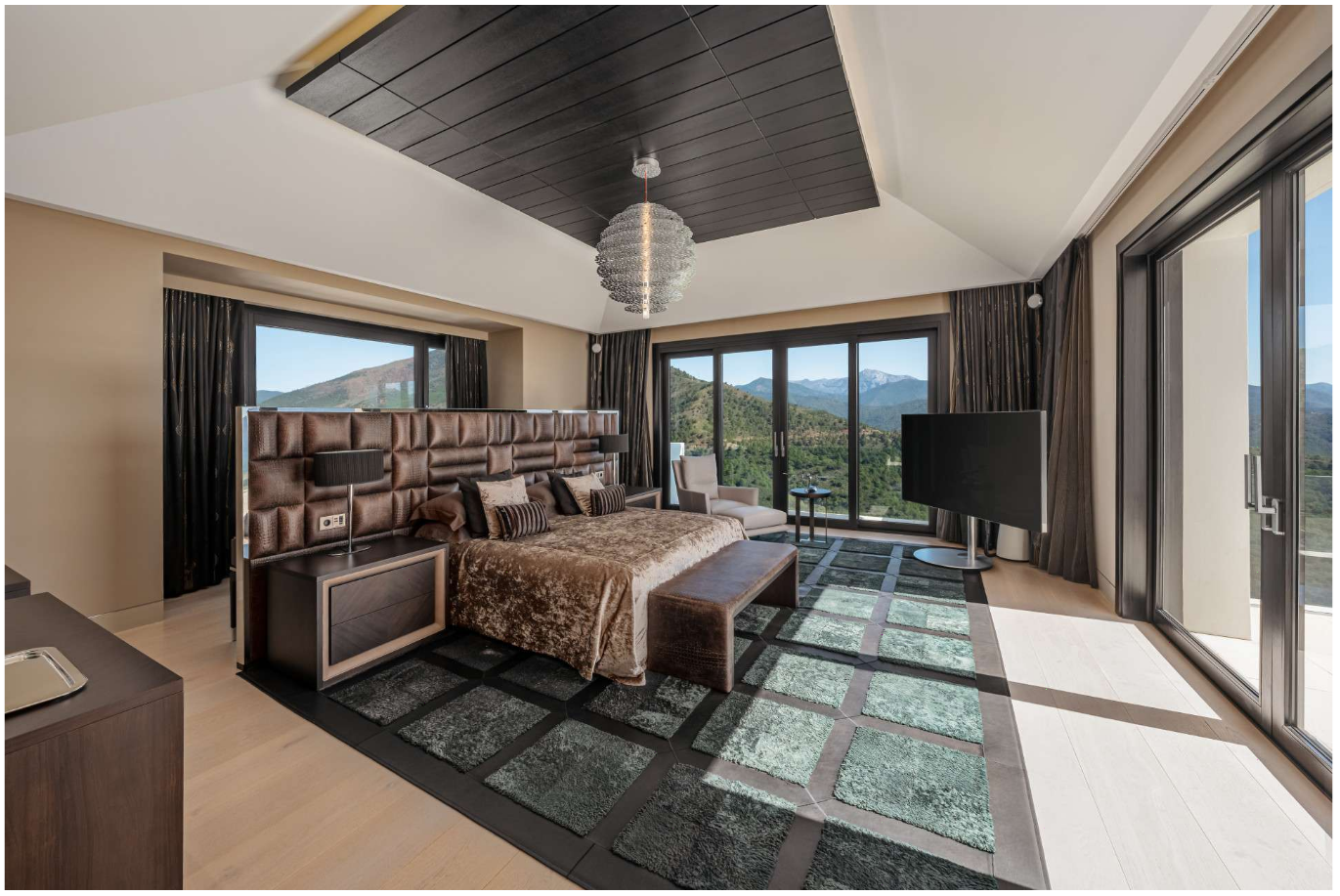 Mansión andaluza contemporánea con vistas espectaculares en Benahavís