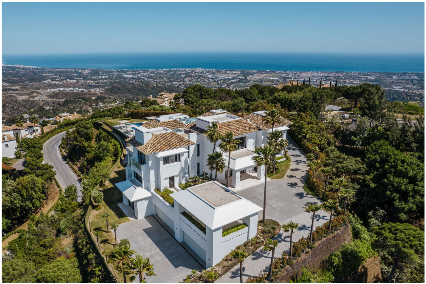 Mansión andaluza contemporánea con vistas espectaculares en Benahavís