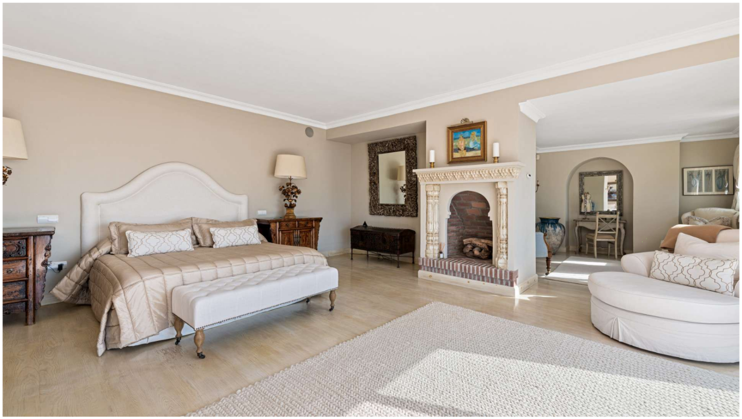 Villa histórica en primera línea de playa, Los Monteros, Marbella