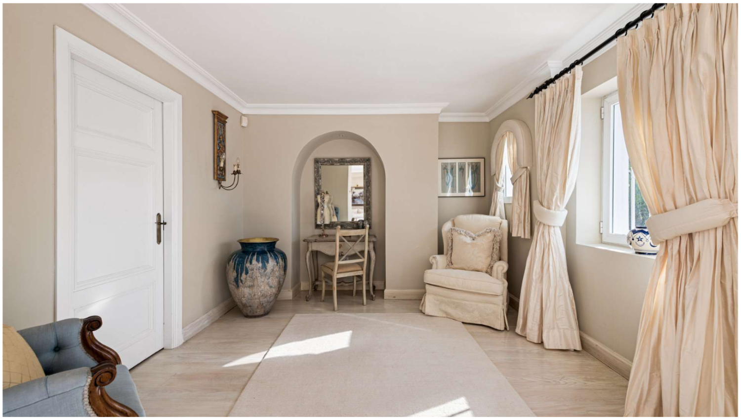 Villa histórica en primera línea de playa, Los Monteros, Marbella