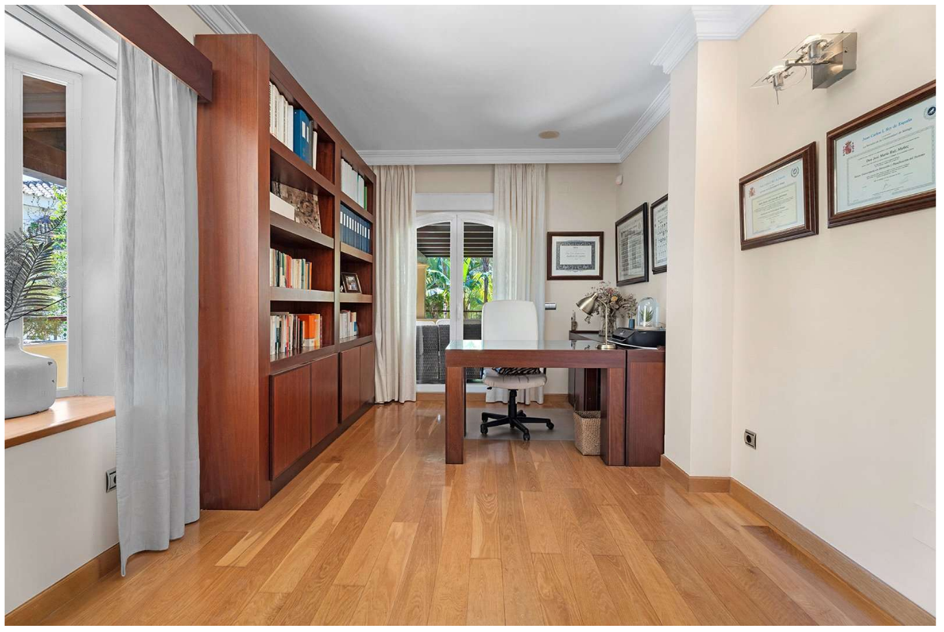 Villa de lujo en Pinares de San Antón, Málaga