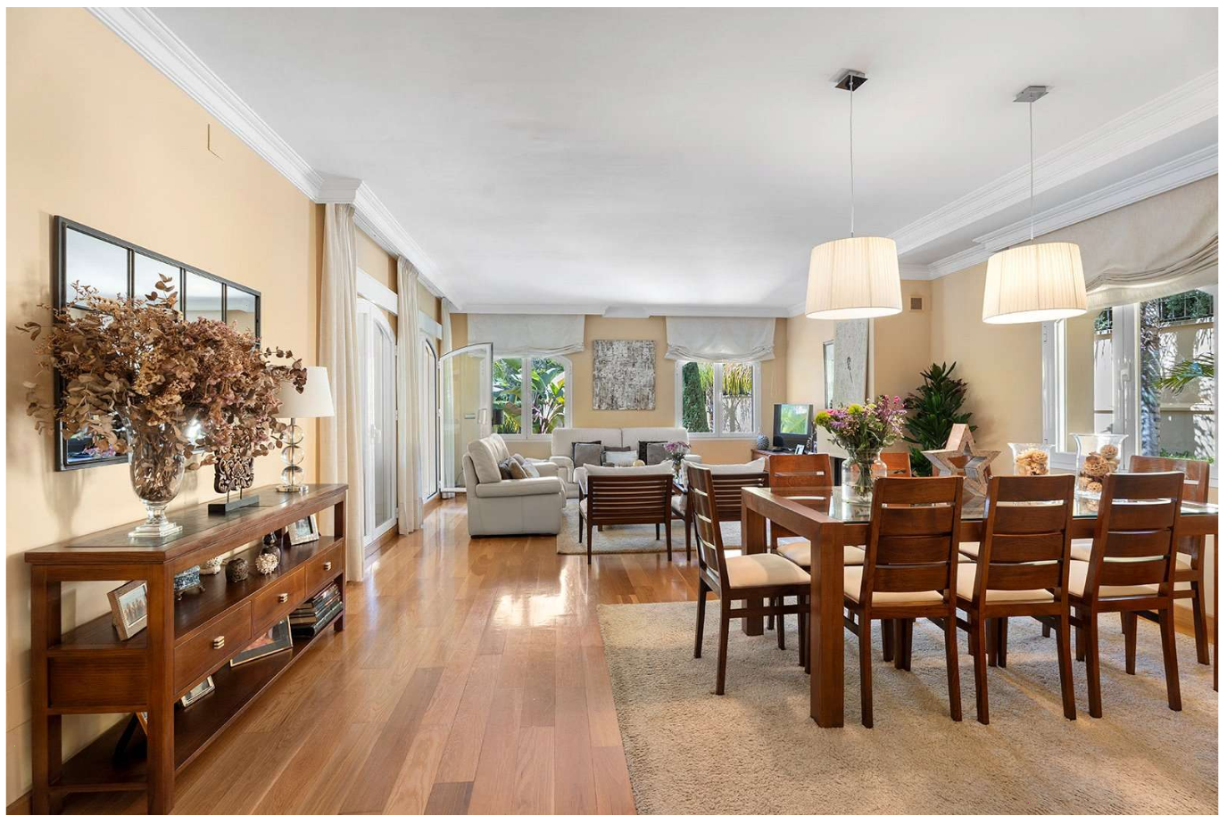 Villa de lujo en Pinares de San Antón, Málaga