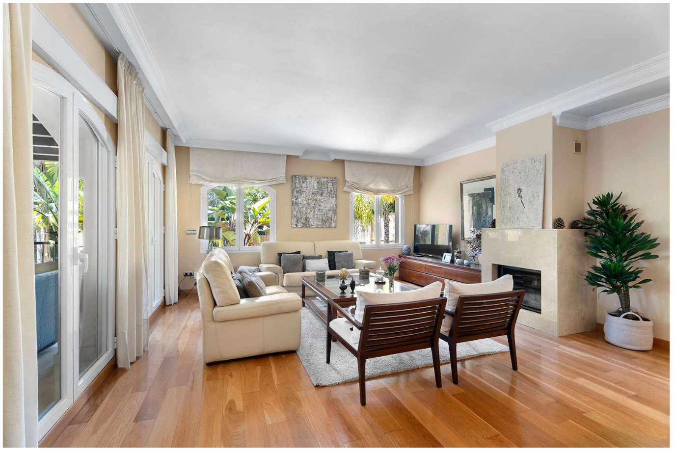 Villa de lujo en Pinares de San Antón, Málaga