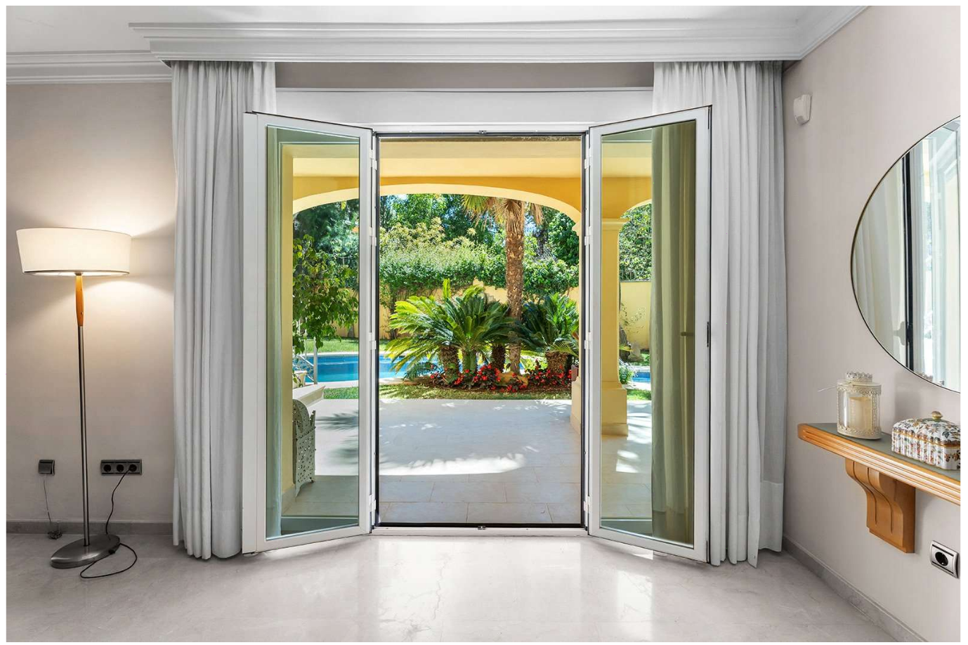 Villa de lujo en Pinares de San Antón, Málaga