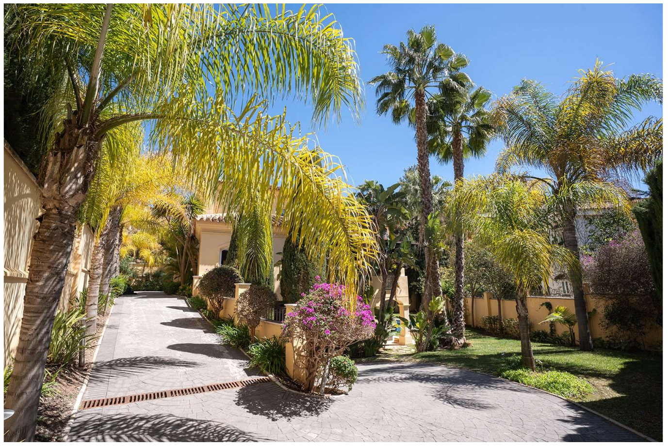 Villa de lujo en Pinares de San Antón, Málaga