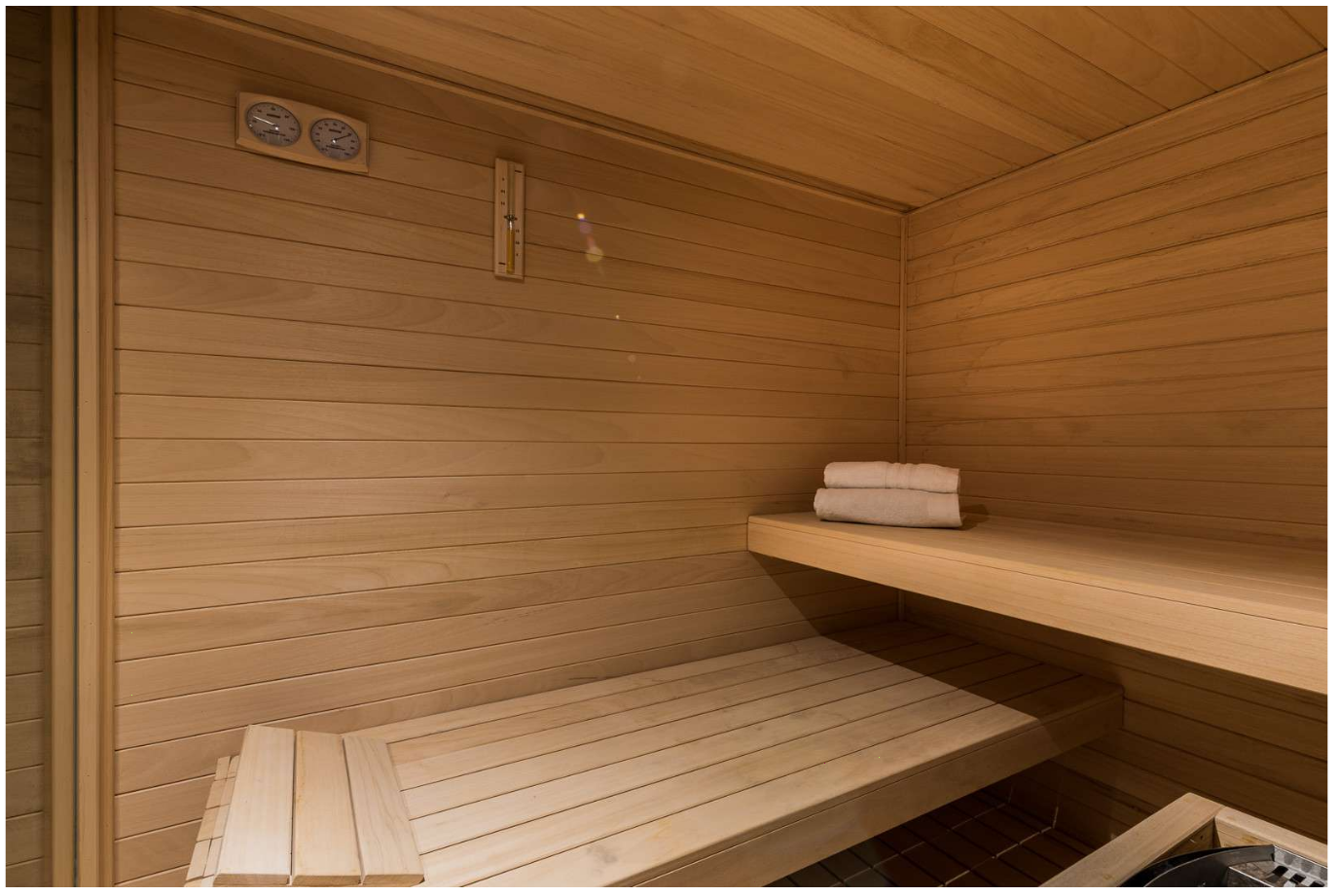 ESPECTACULAR VILLA CONTEMPORÁNEA EN MARBELLA GOLDEN MILE