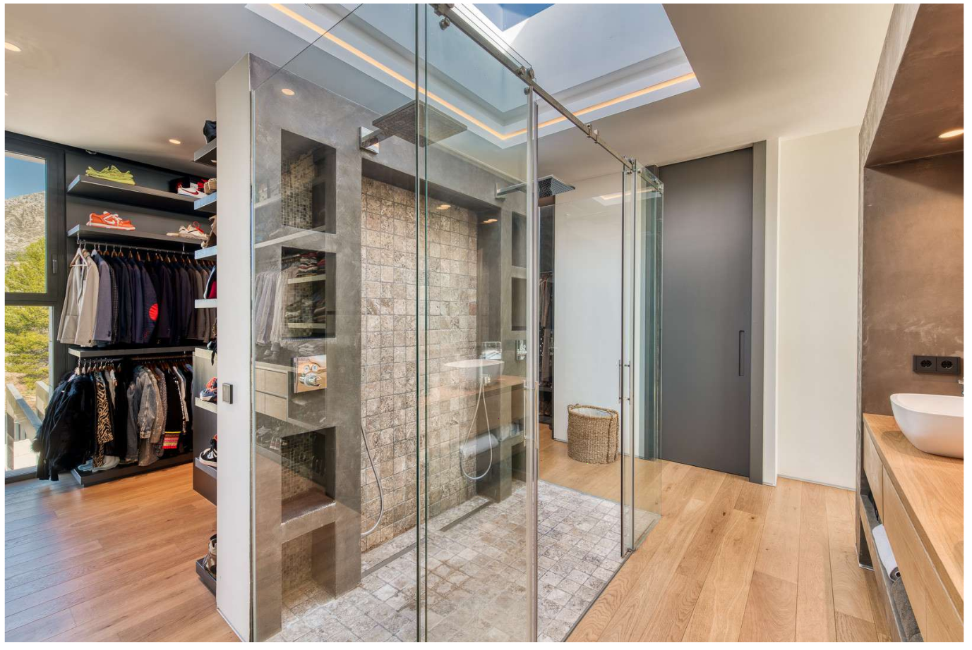 ESPECTACULAR VILLA CONTEMPORÁNEA EN MARBELLA GOLDEN MILE