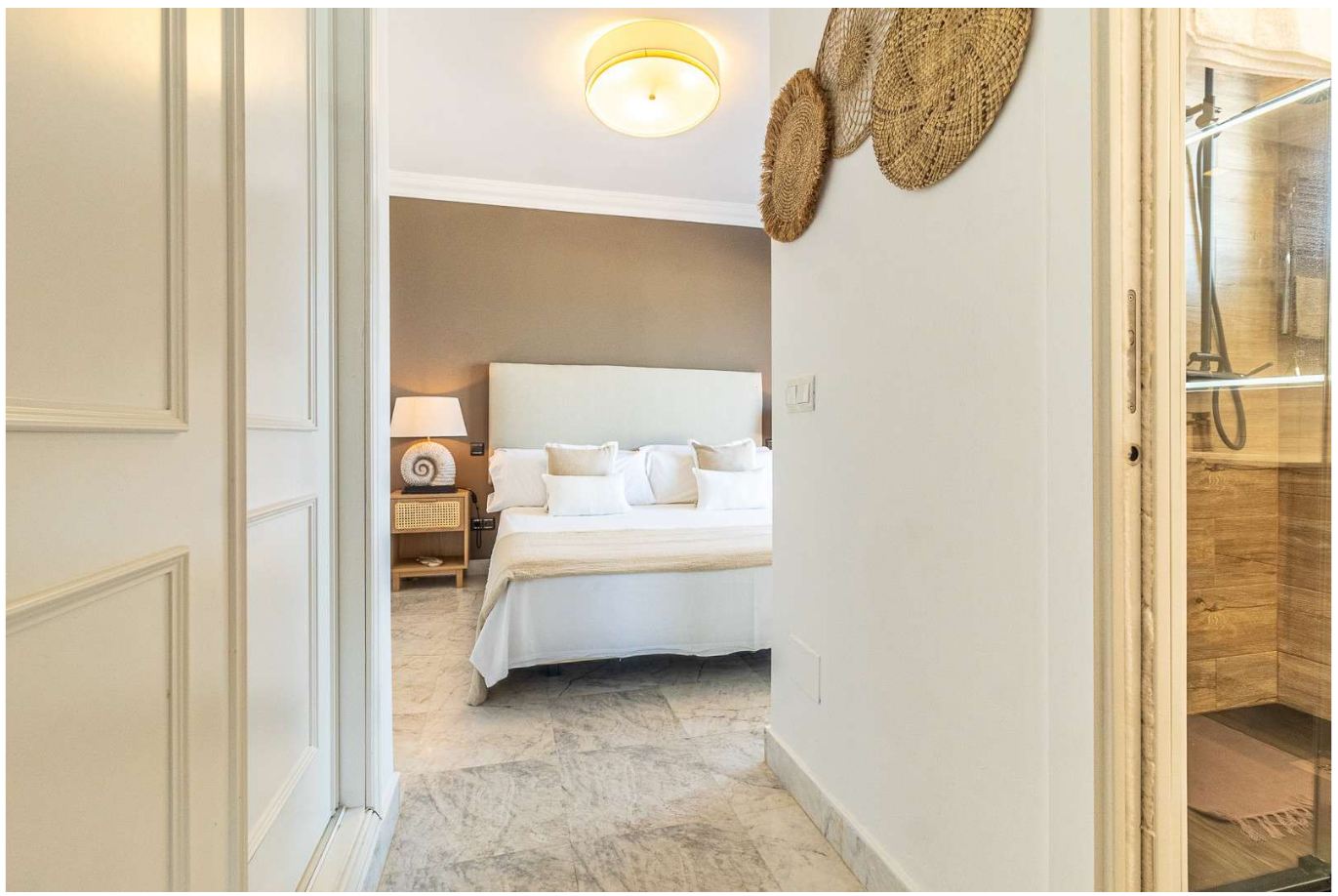 EXCLUSIVO ÁTICO DE LUJO EN MARINA BANÚS – PUERTO BANÚS