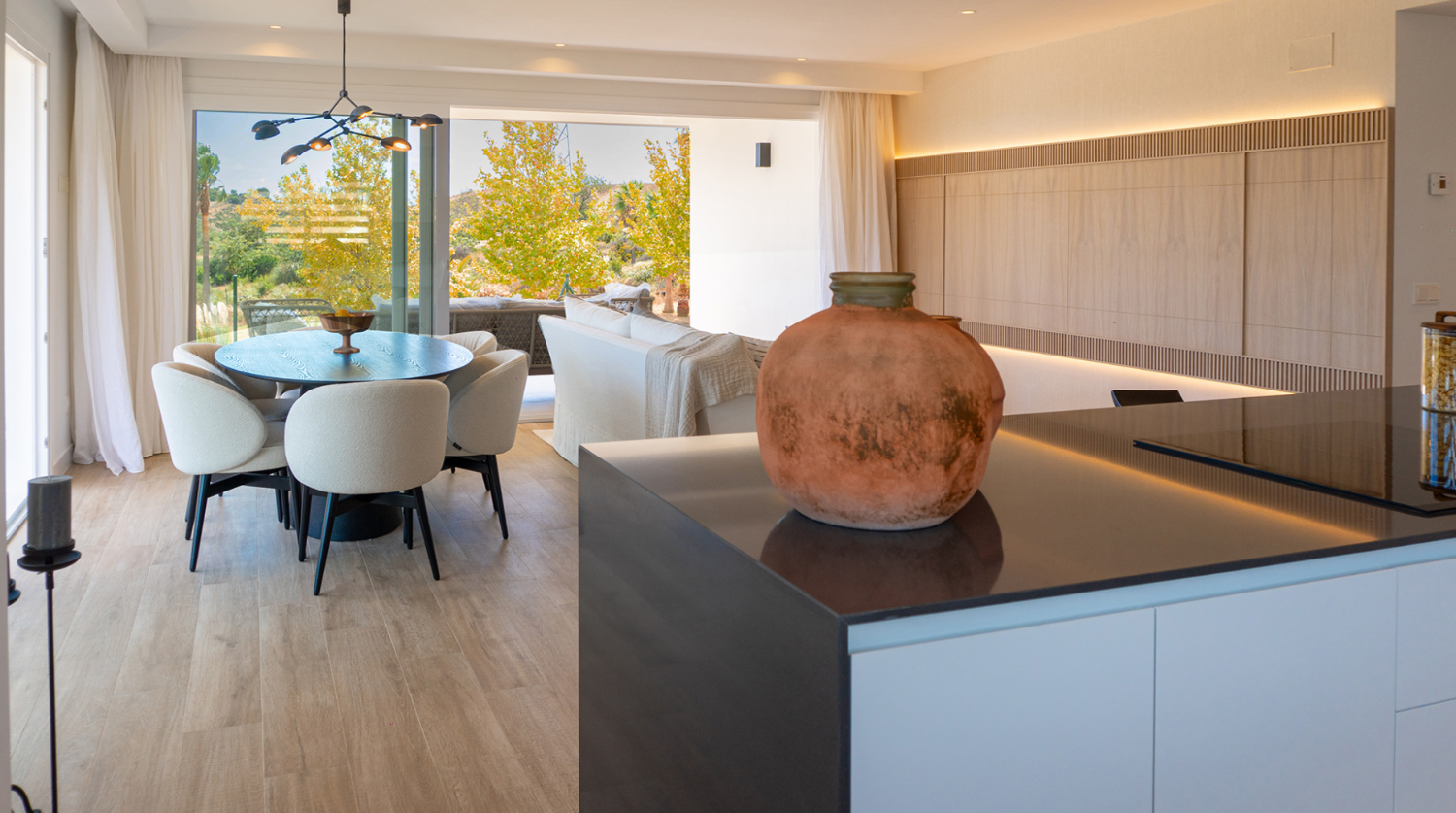 Die neue Residenz wächst weiter, Casares