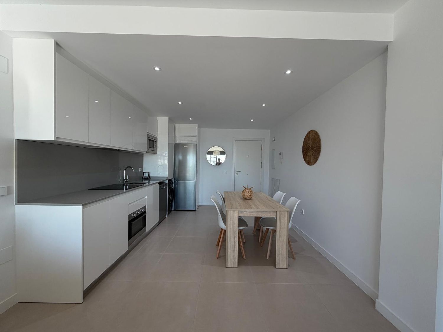 Exclusivo ático con solárium privado y piscina en El Morche (Torrox)