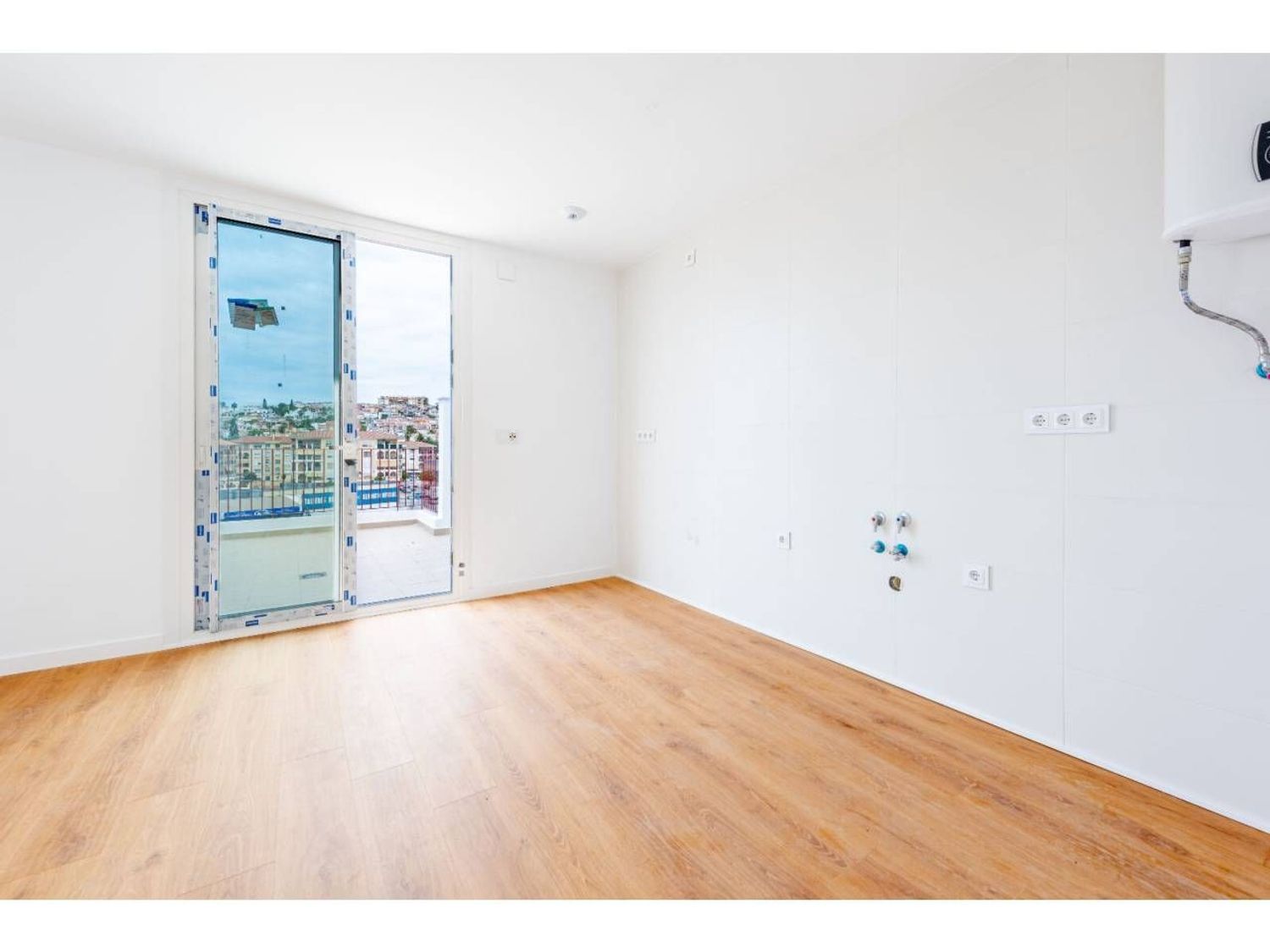 Exclusivo ático a estrenar en el centro de Torre del Mar