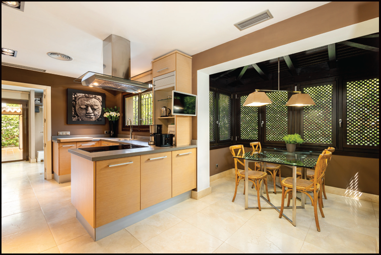 Villa de estilo andaluz, Marbella