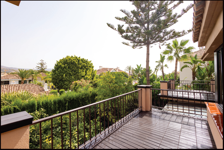 Villa de estilo andaluz, Marbella