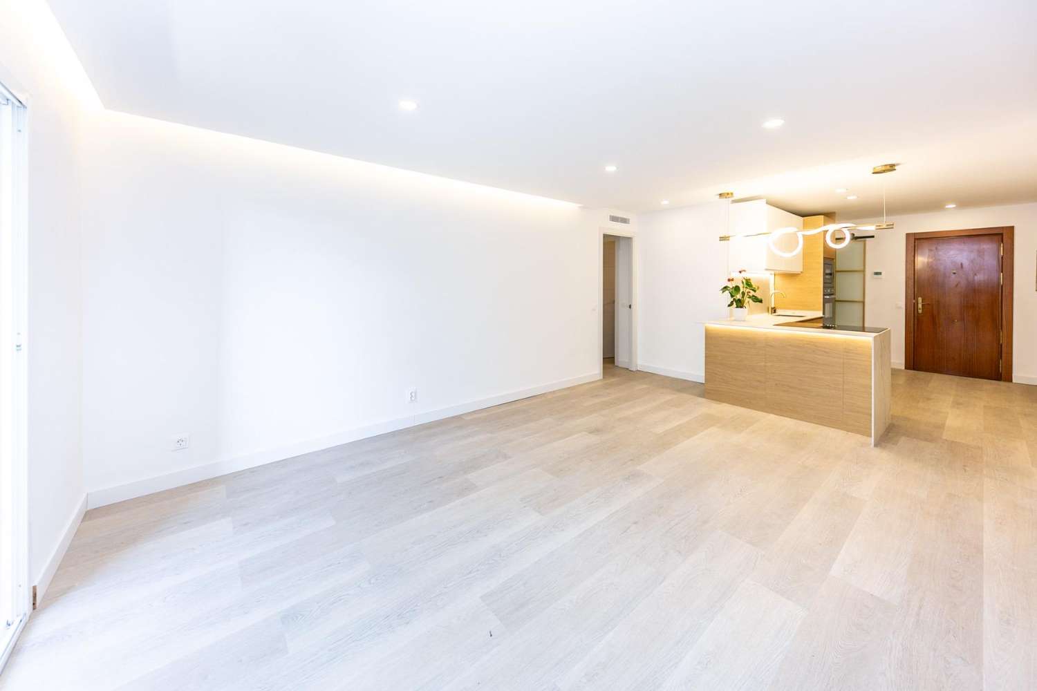 Elegante vivienda reformada en el centro de Fuengirola con garaje