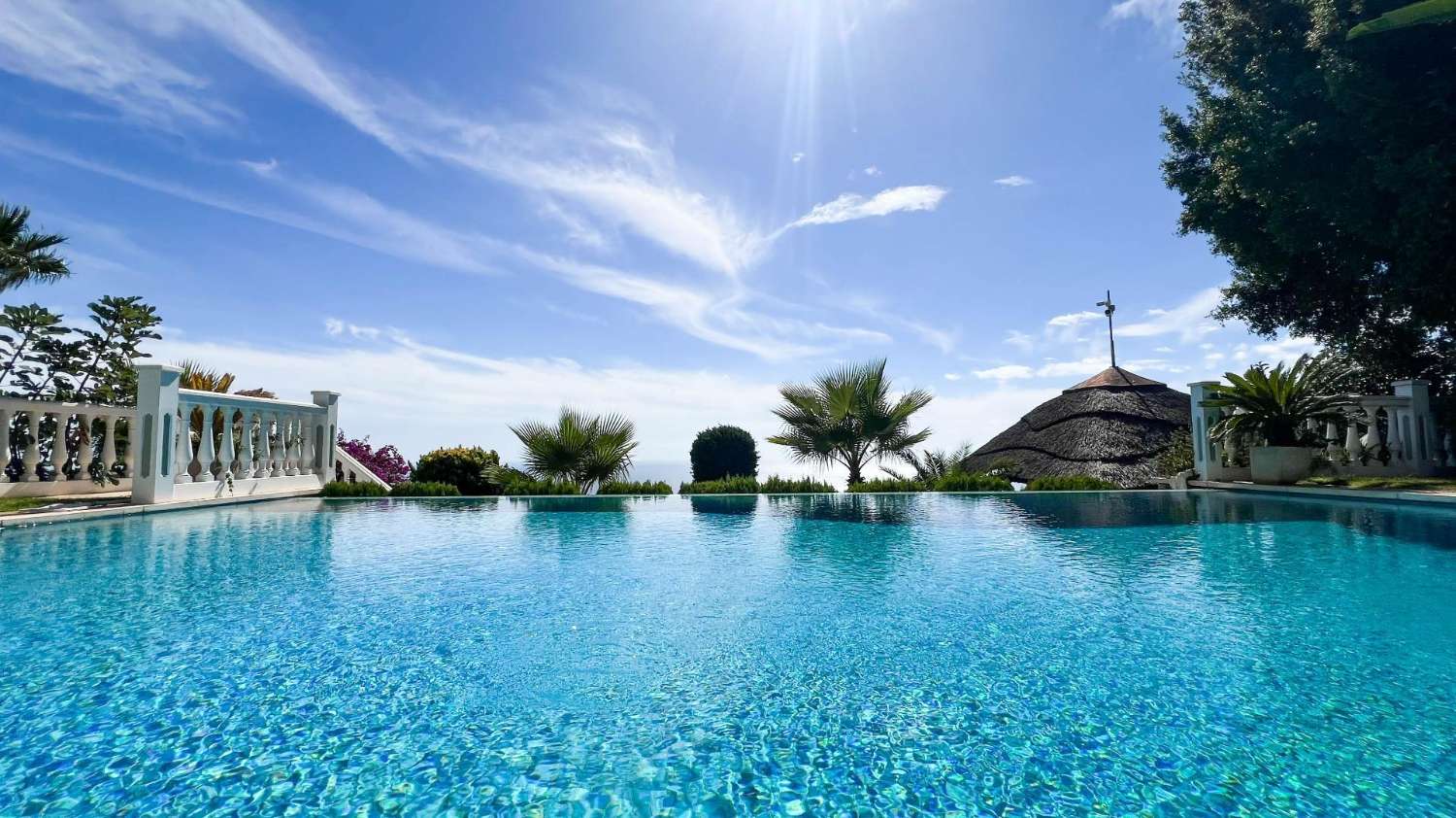 Una villa excepcional con vistas infinitas, Marbella