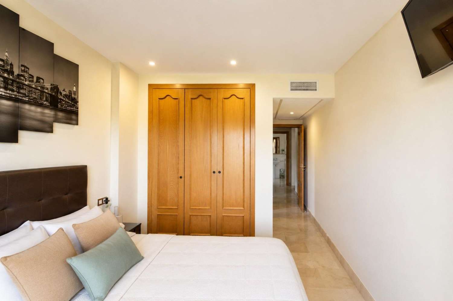 Elegante piso de 2 dormitorios con vistas al golf en Riviera del Sol, Mijas