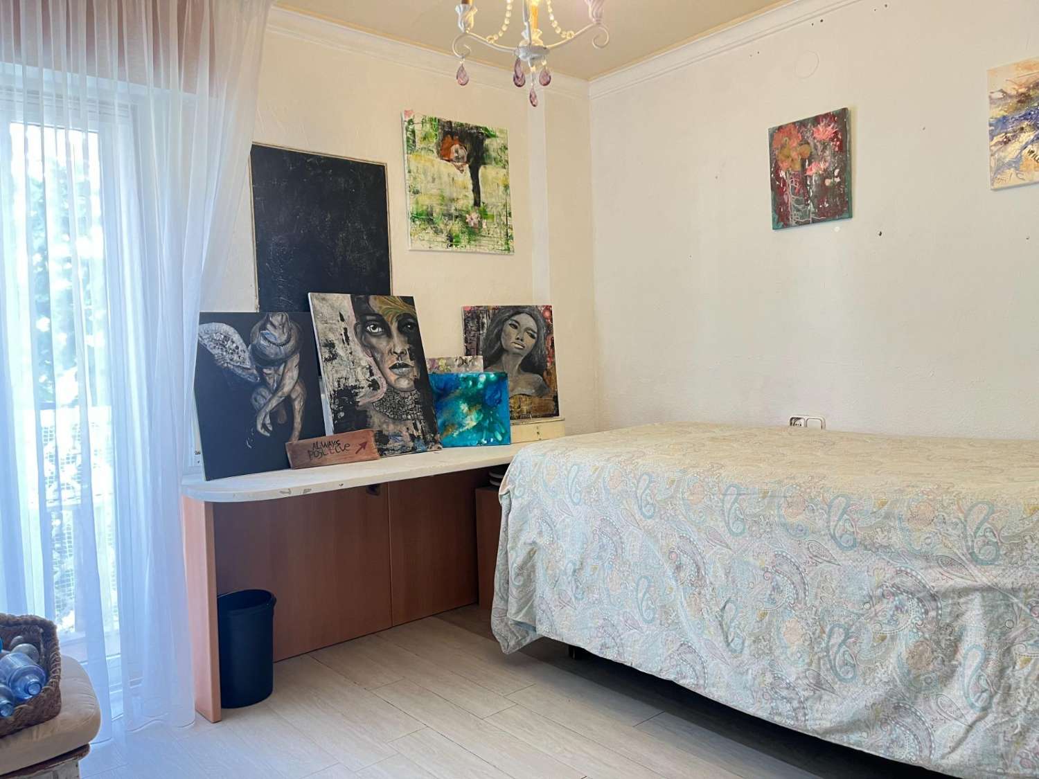 Amplio piso de 3 dormitorios con terraza y garaje en Los Boliches, Fuengirola