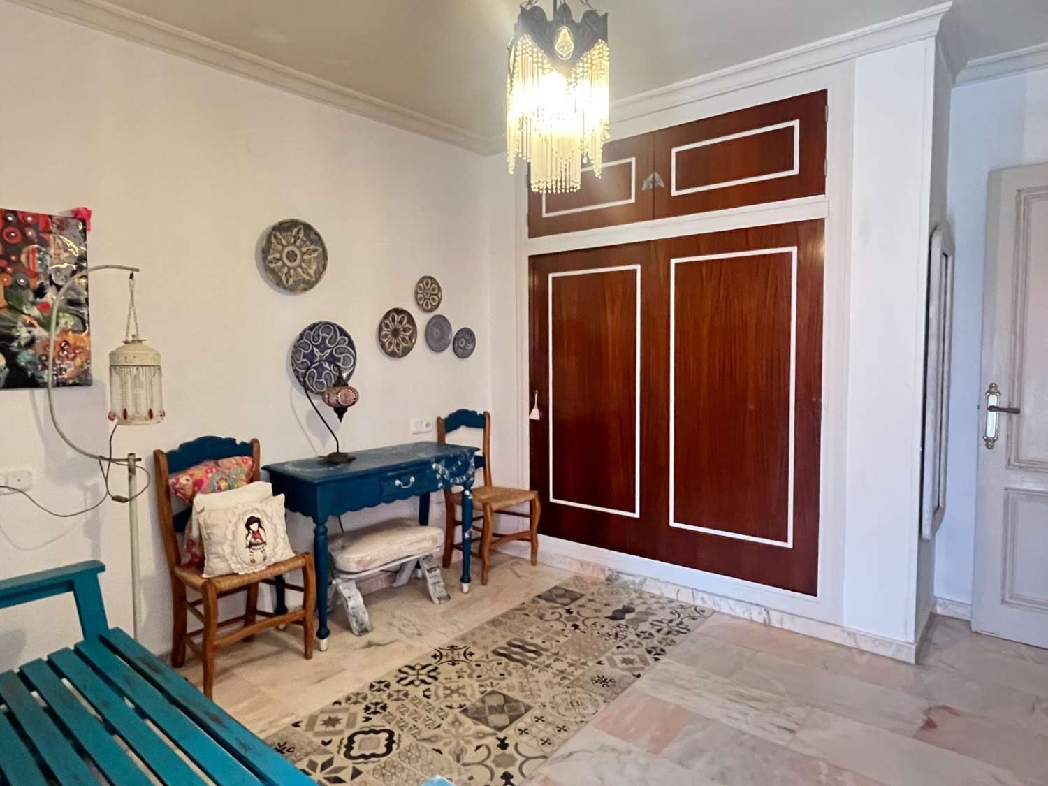 Amplio piso de 3 dormitorios con terraza y garaje en Los Boliches, Fuengirola