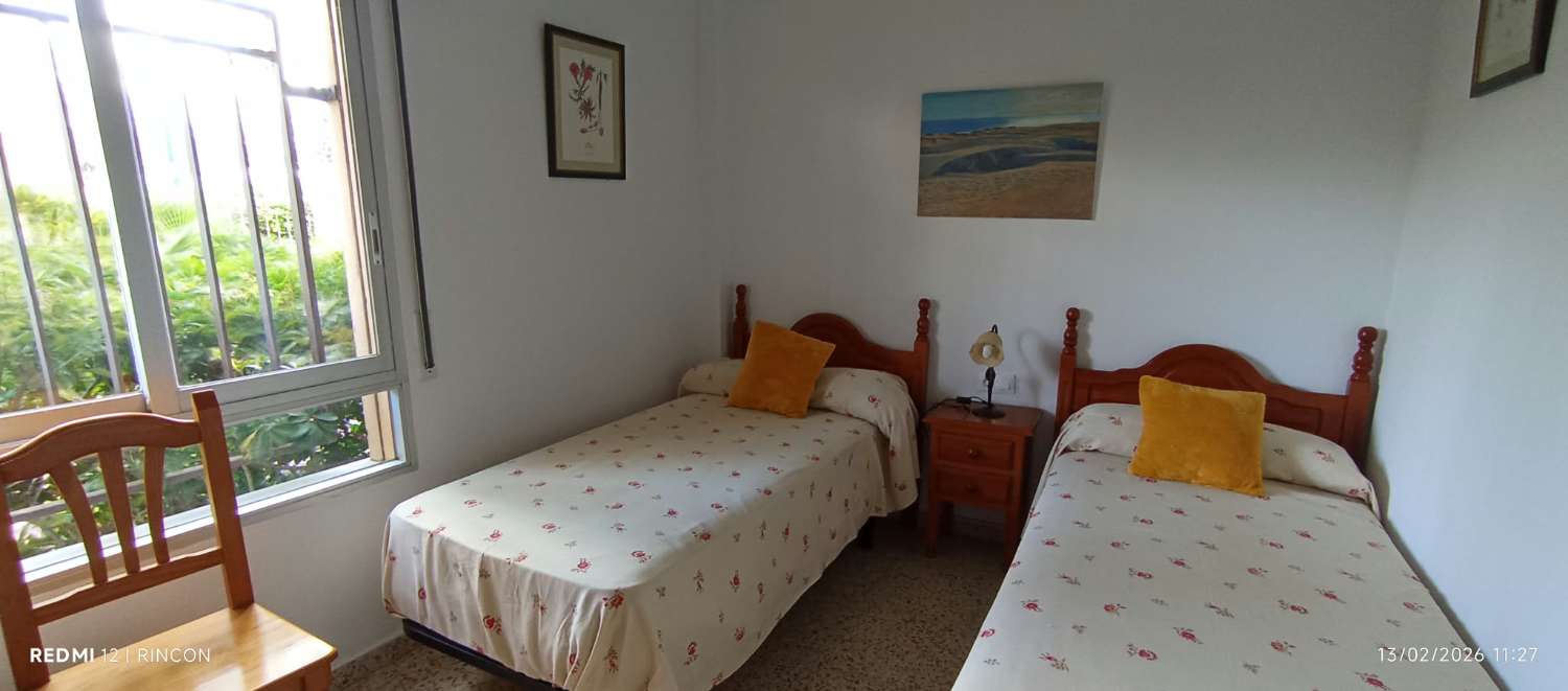 Exclusivo piso a 200 m de la playa con piscina en Rincón de la Victoria