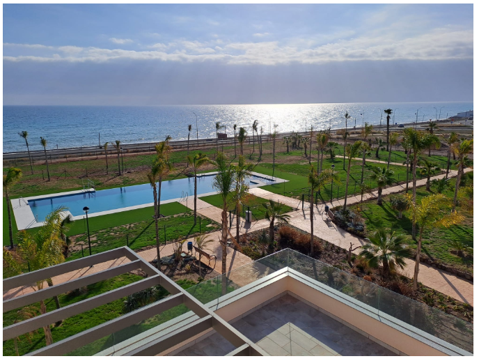OBRA NUEVA FRENTE AL MAR EN VALLE-NIZA