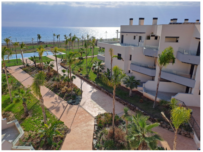 OBRA NUEVA FRENTE AL MAR EN VALLE-NIZA