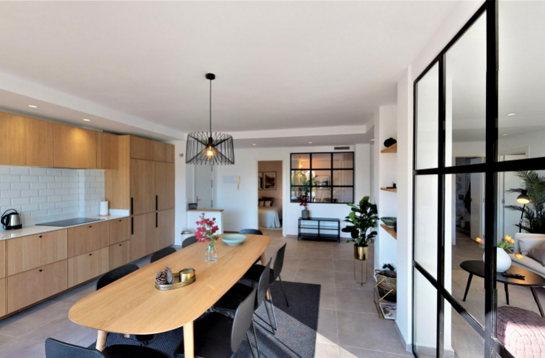 Precioso Apartamento Renovado de 3 Dormitorios en Nueva Andalucía