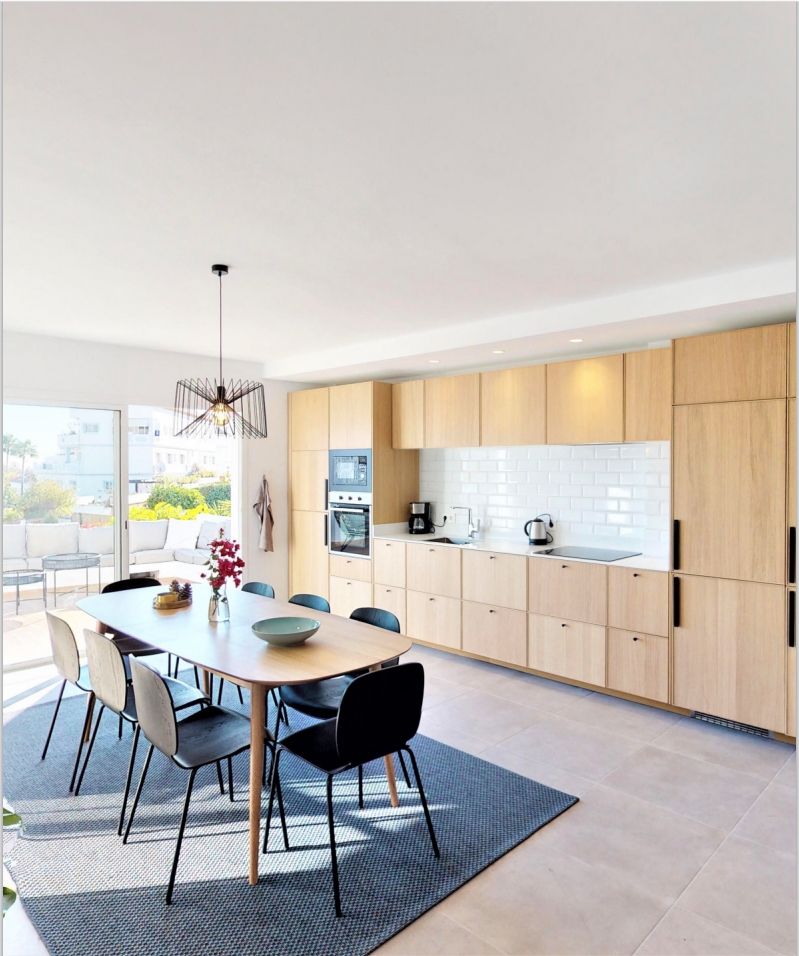 Precioso Apartamento Renovado de 3 Dormitorios en Nueva Andalucía