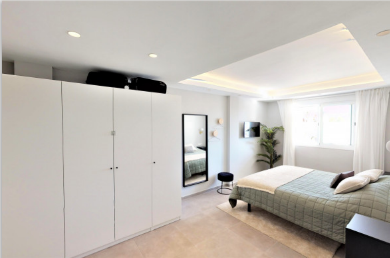 Precioso Apartamento Renovado de 3 Dormitorios en Nueva Andalucía