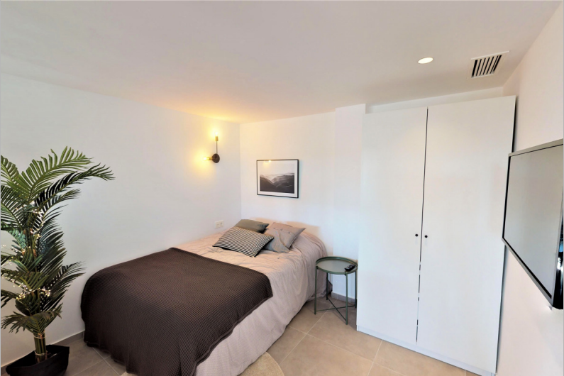 Precioso Apartamento Renovado de 3 Dormitorios en Nueva Andalucía