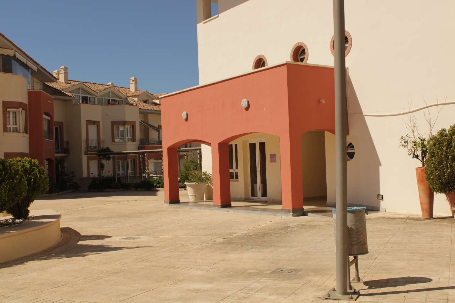 En venta primer piso con vistas al mar