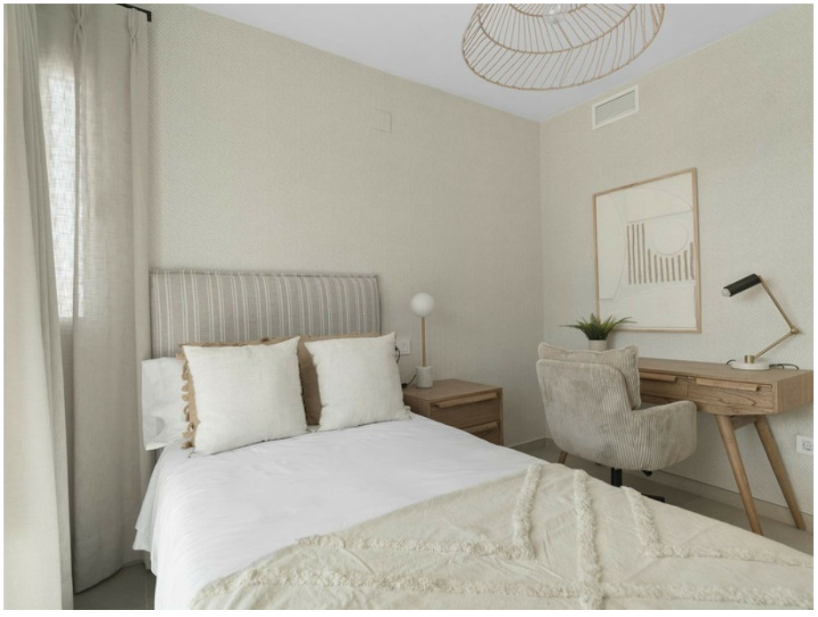 Refurbished villa with sea views in the exclusive Urbanization, Mijas Costa