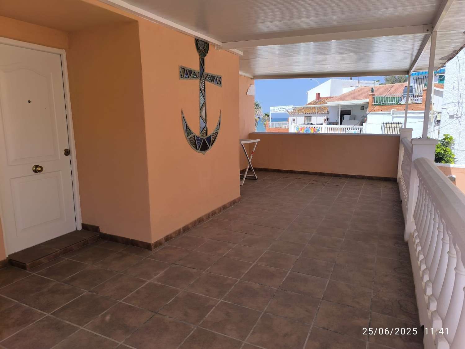 En venta espectacular chalet independiente en Chilches Costa