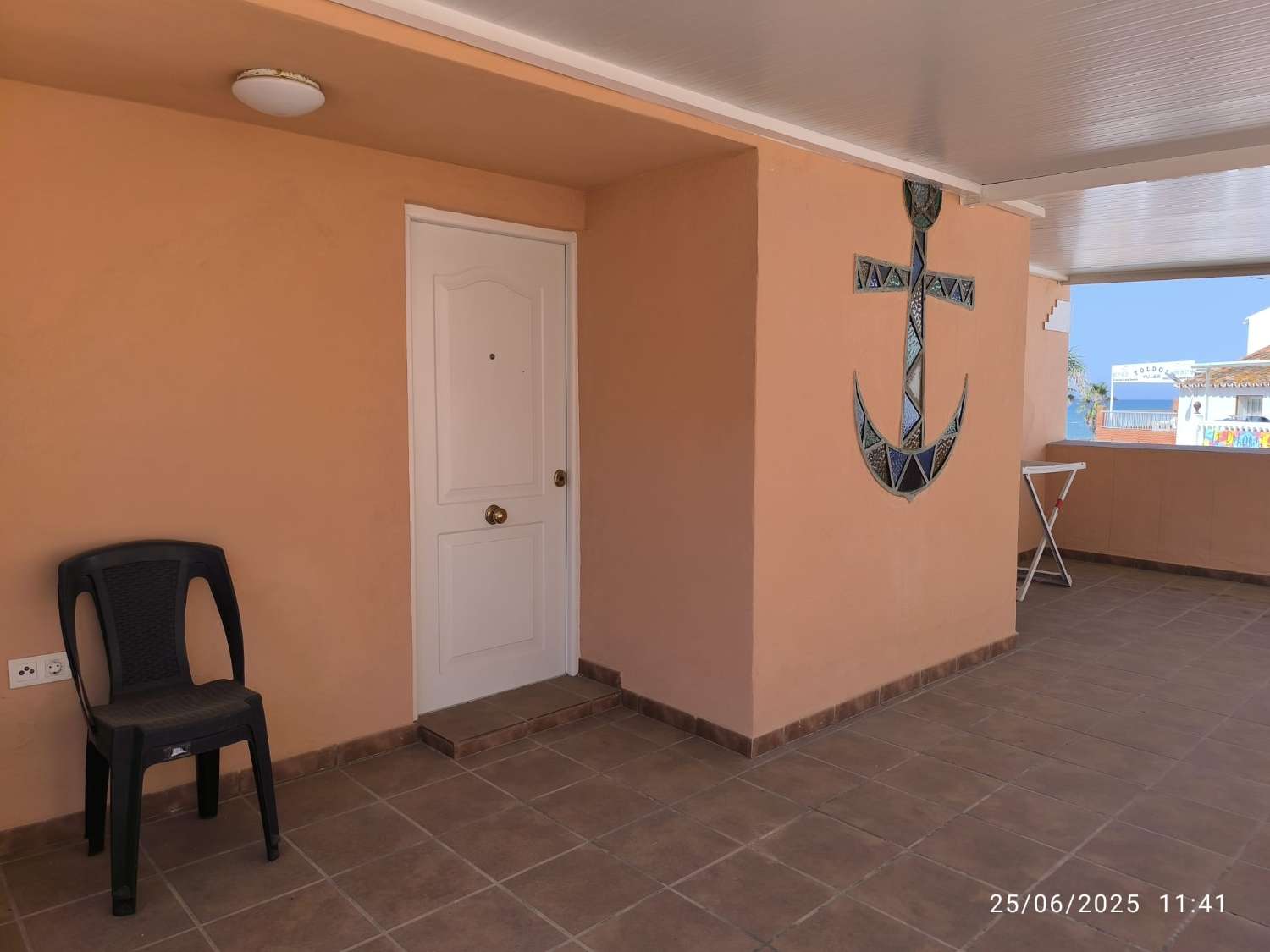 En venta espectacular chalet independiente en Chilches Costa