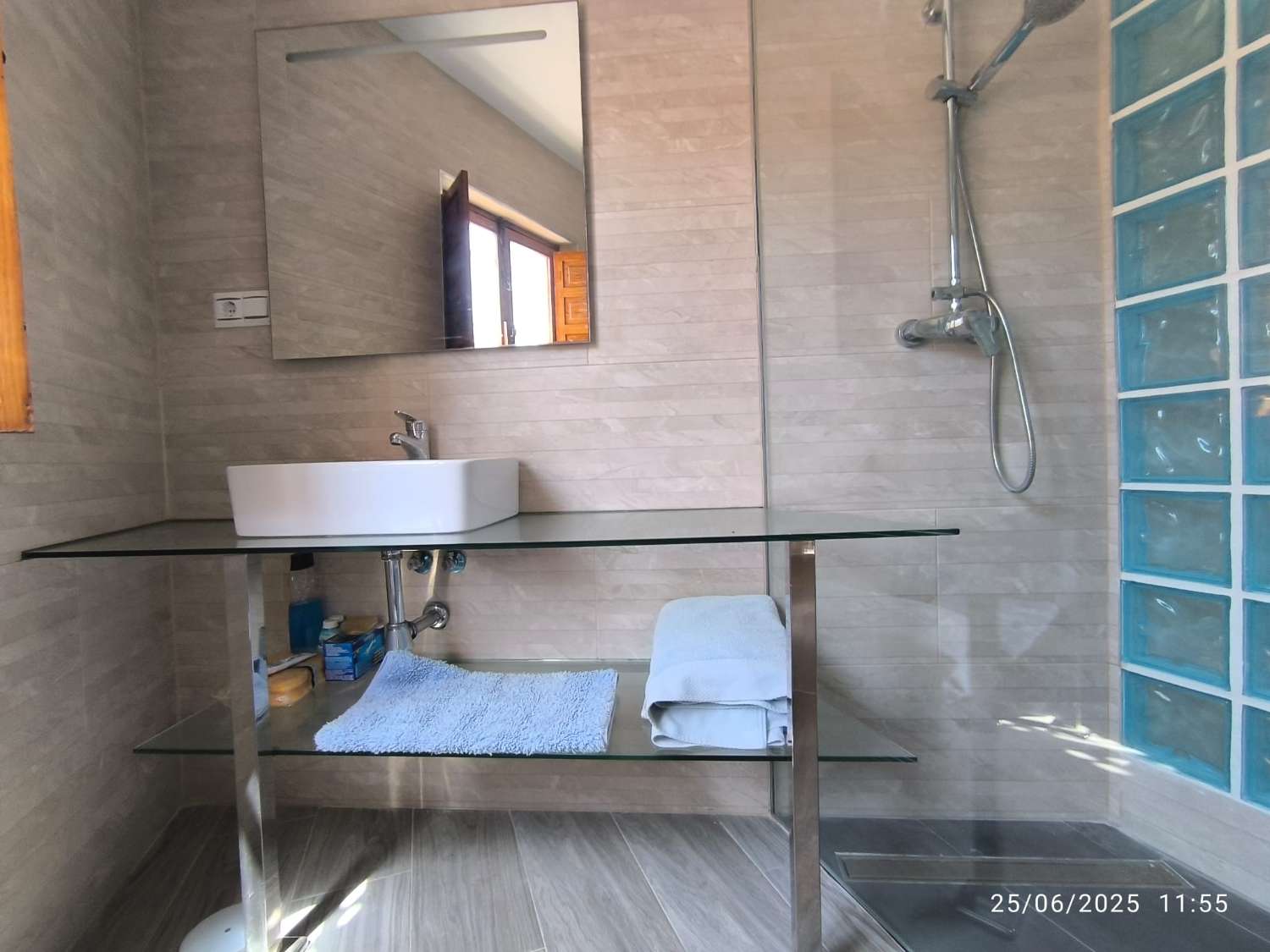En venta espectacular chalet independiente en Chilches Costa