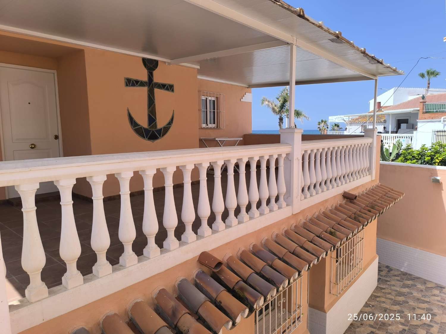 En venta espectacular chalet independiente en Chilches Costa