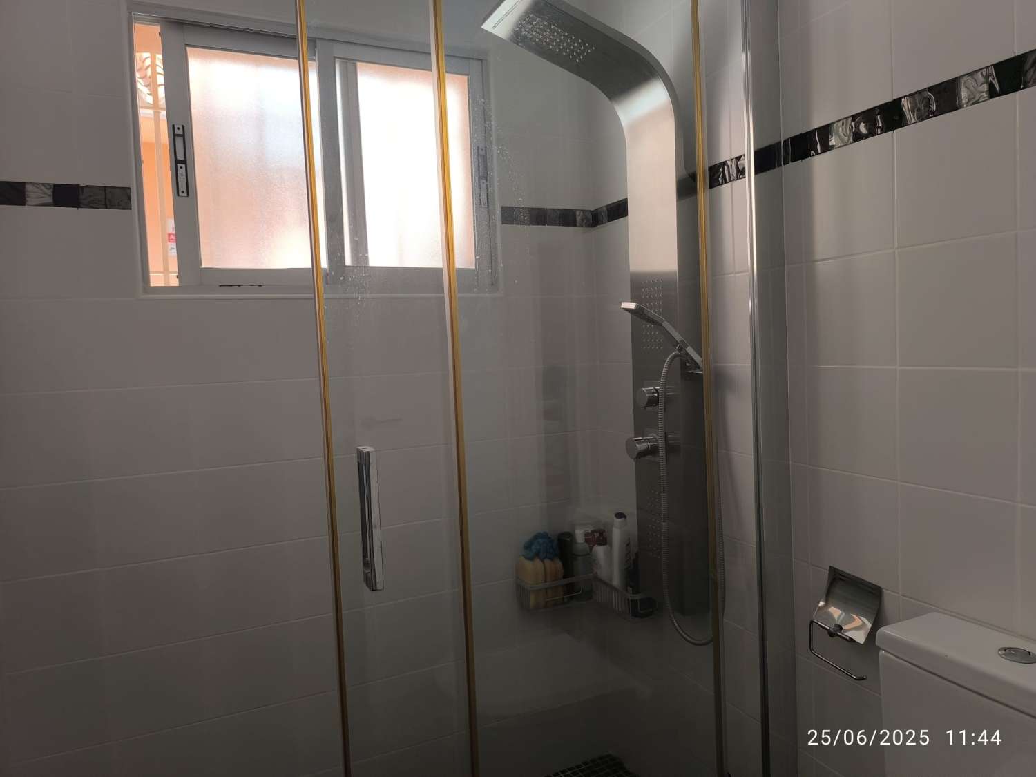 En venta espectacular chalet independiente en Chilches Costa