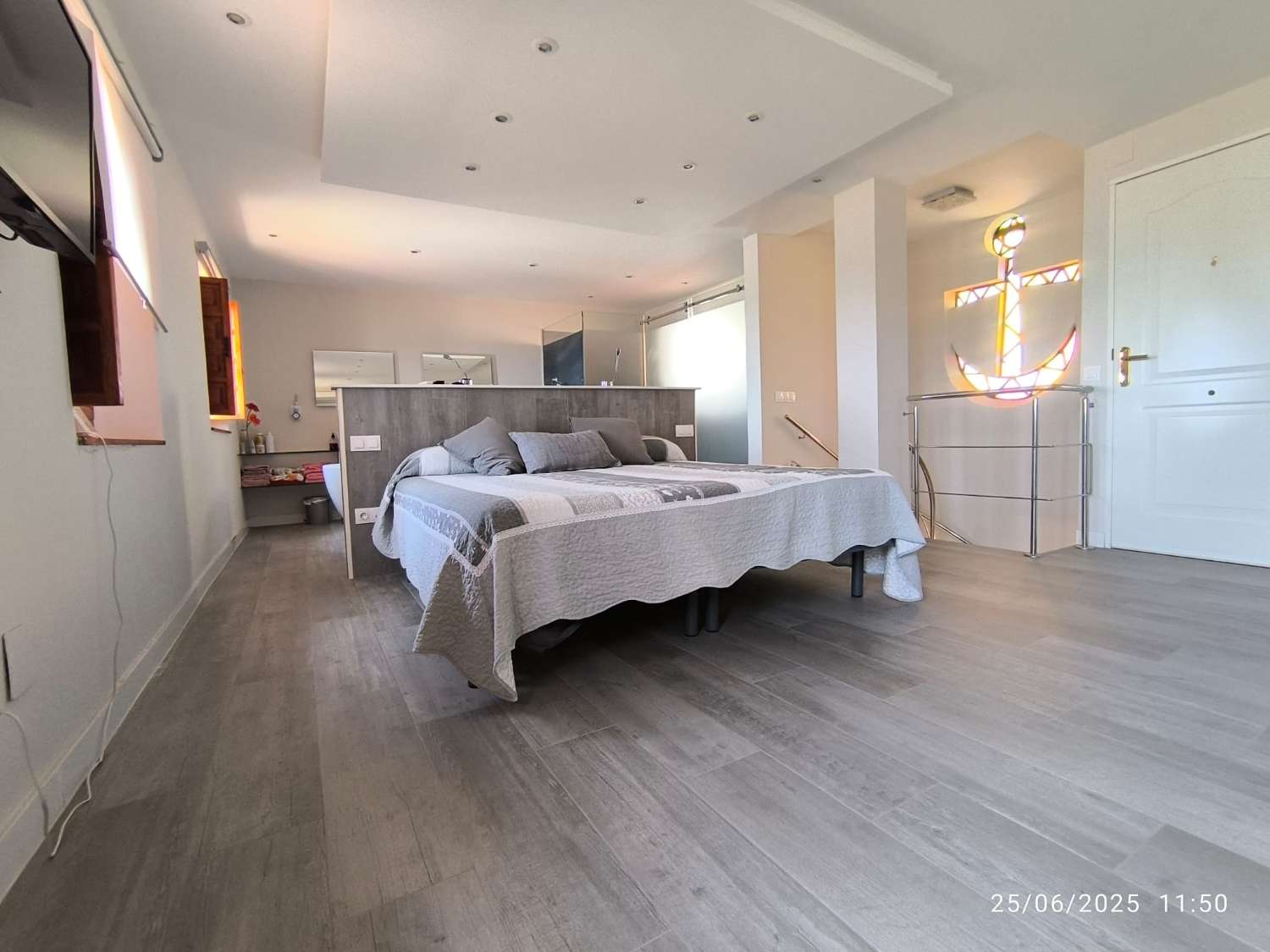 En venta espectacular chalet independiente en Chilches Costa