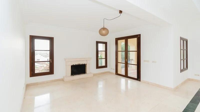 Stunning Classic Villa in the Heart of the Golf Valley – Nueva Andalucía, Marbella