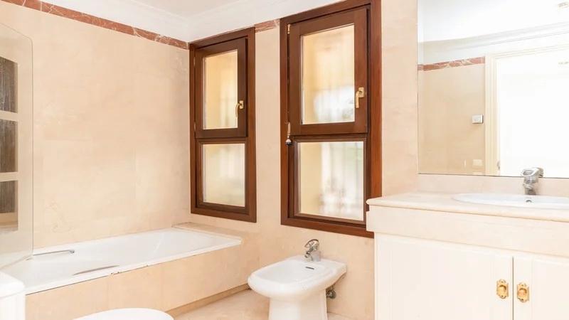 Stunning Classic Villa in the Heart of the Golf Valley – Nueva Andalucía, Marbella