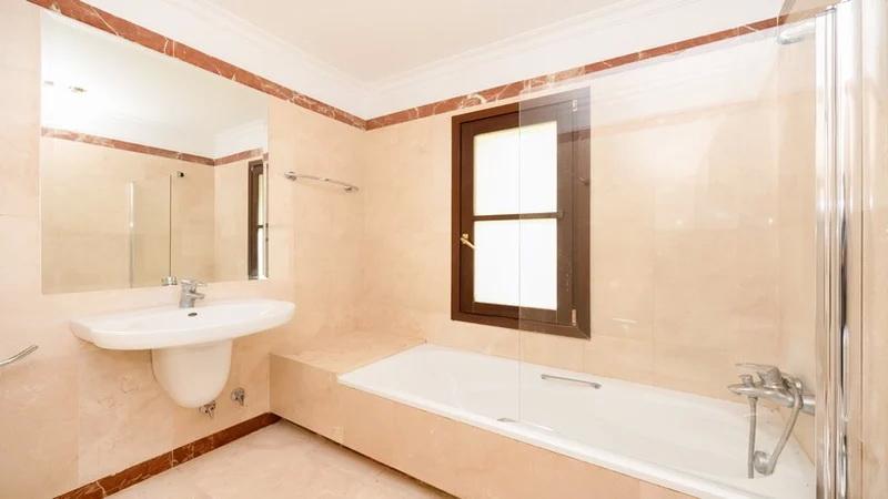 Stunning Classic Villa in the Heart of the Golf Valley – Nueva Andalucía, Marbella