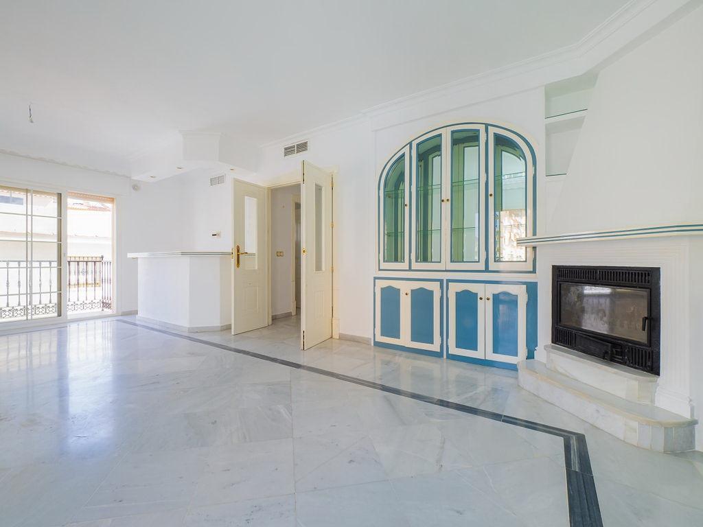 Spacious and bright duplex for sale in Mijas, Malaga