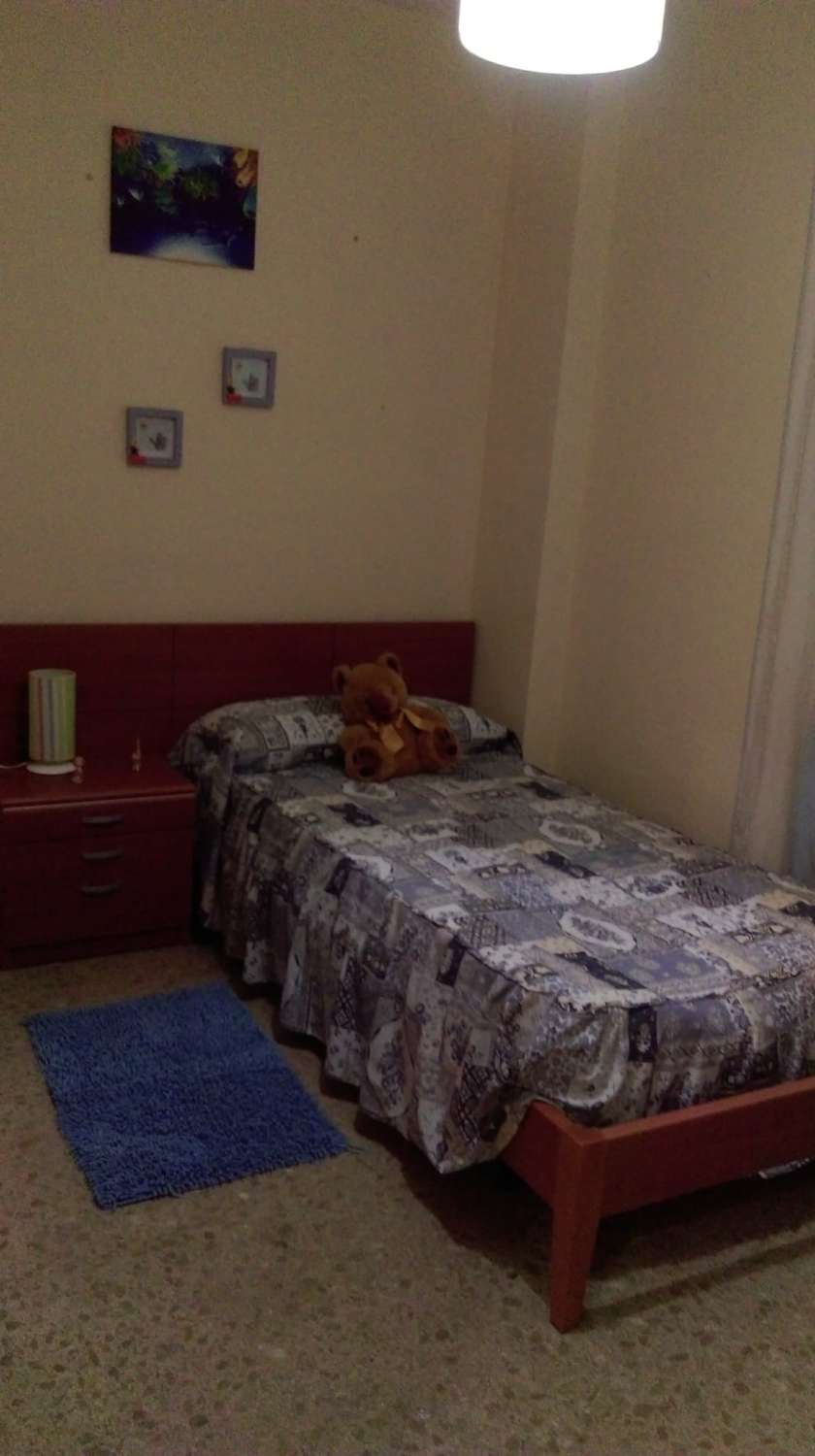 Tercer piso sin ascensor en venta en Antequera