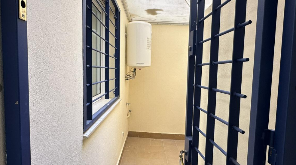Piso en venta en zona San Alberto, Málaga