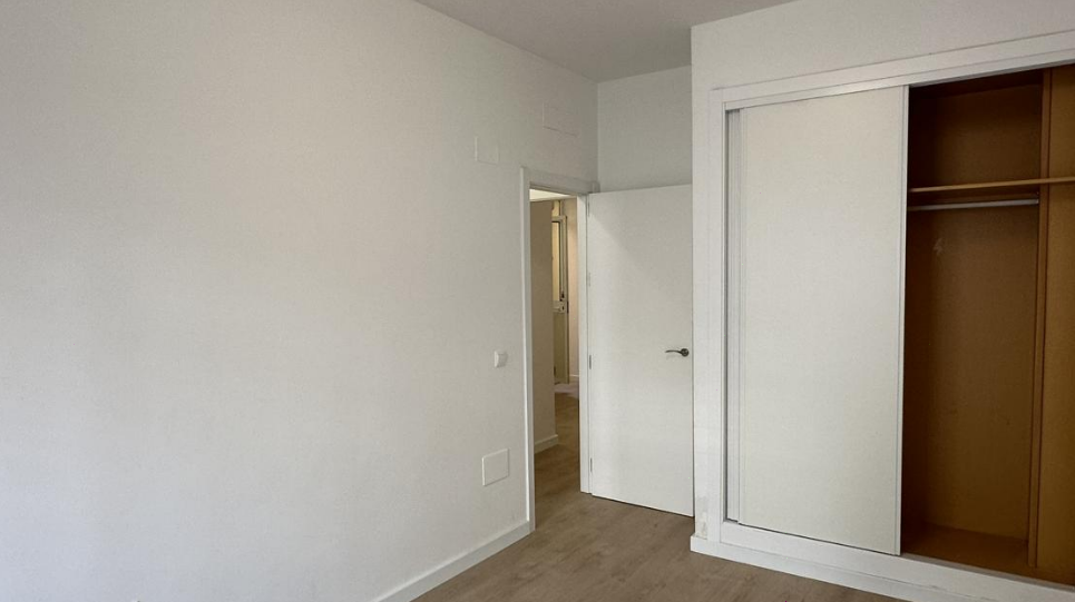 Piso en venta en zona San Alberto, Málaga