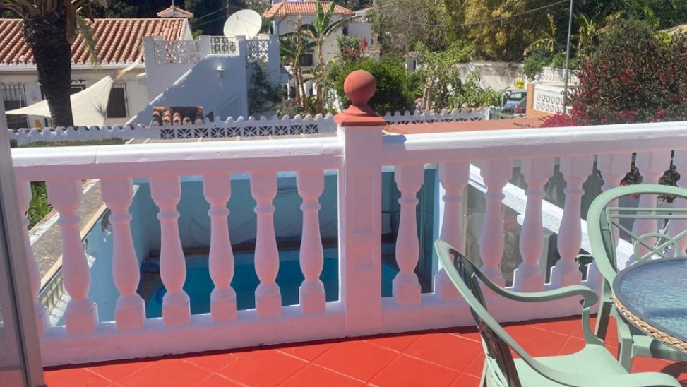 Discover this fantastic beachside villa in Costabella, Marbella