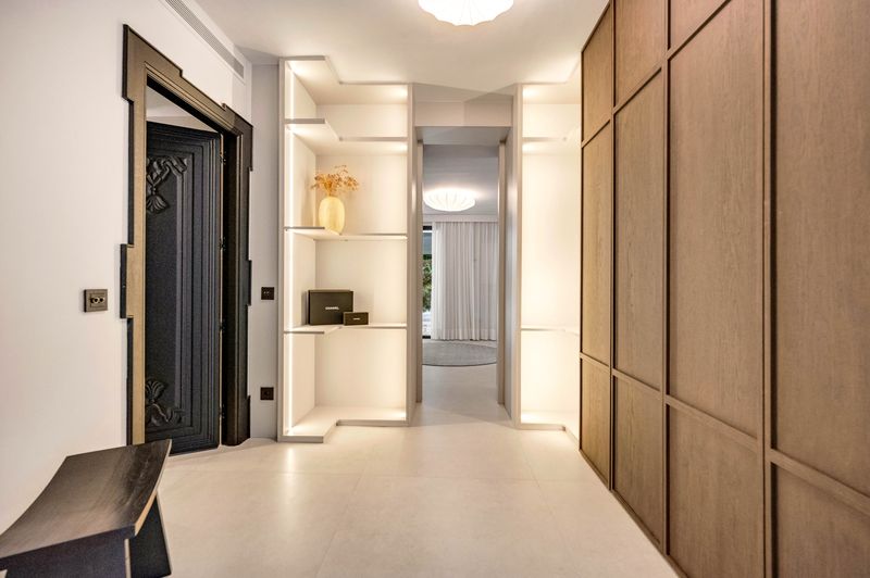 Villa Reformada de 5 Dormitorios en Nueva Andalucía, Marbella